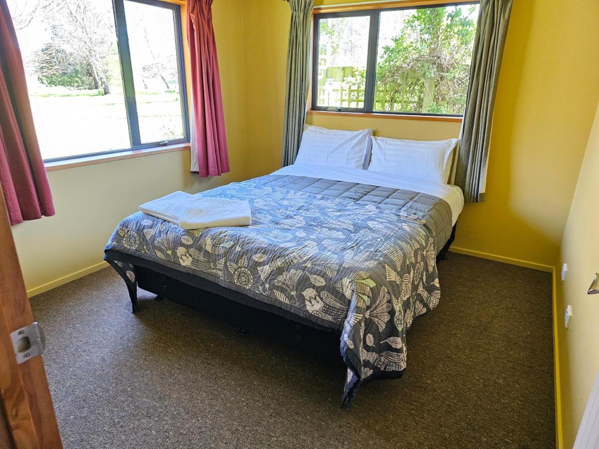 Te Anau Farm Cottage Dış mekan fotoğraf